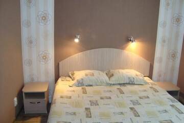 Фото номера Двухместный номер с 1 кроватью Отель Hotel Maritsa г. Lyubimets 7